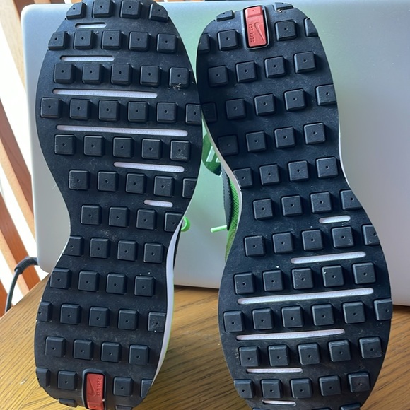 Nike Waffle One Electric Green GS Shoes - Size Youth Kids 6Y - Picture 11 of 11